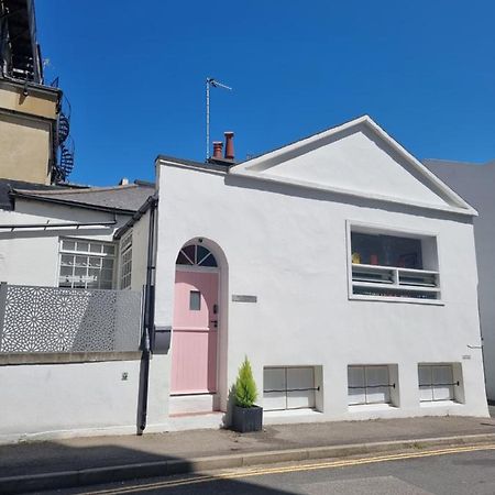 Quirky Seaside Family Cottage Walk To The Waves! Brighton Exterior foto