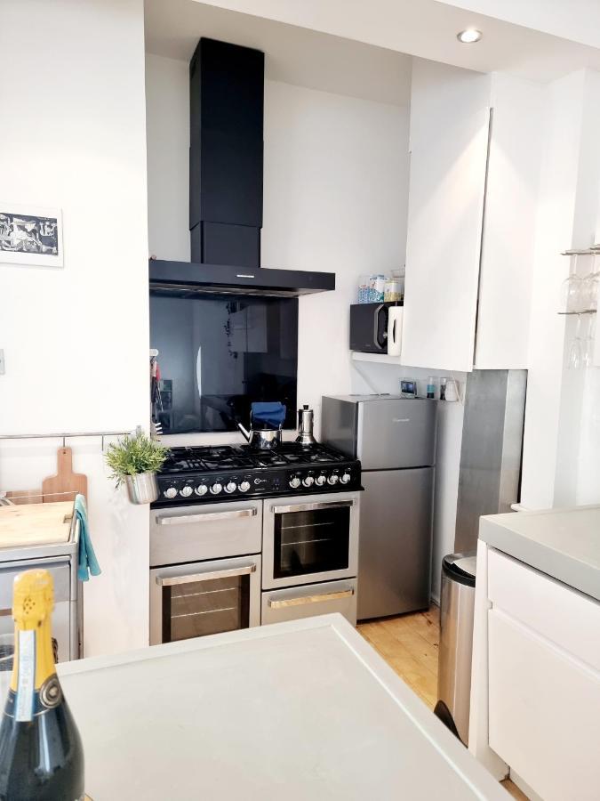 Quirky Seaside Family Cottage Walk To The Waves! Brighton Exterior foto
